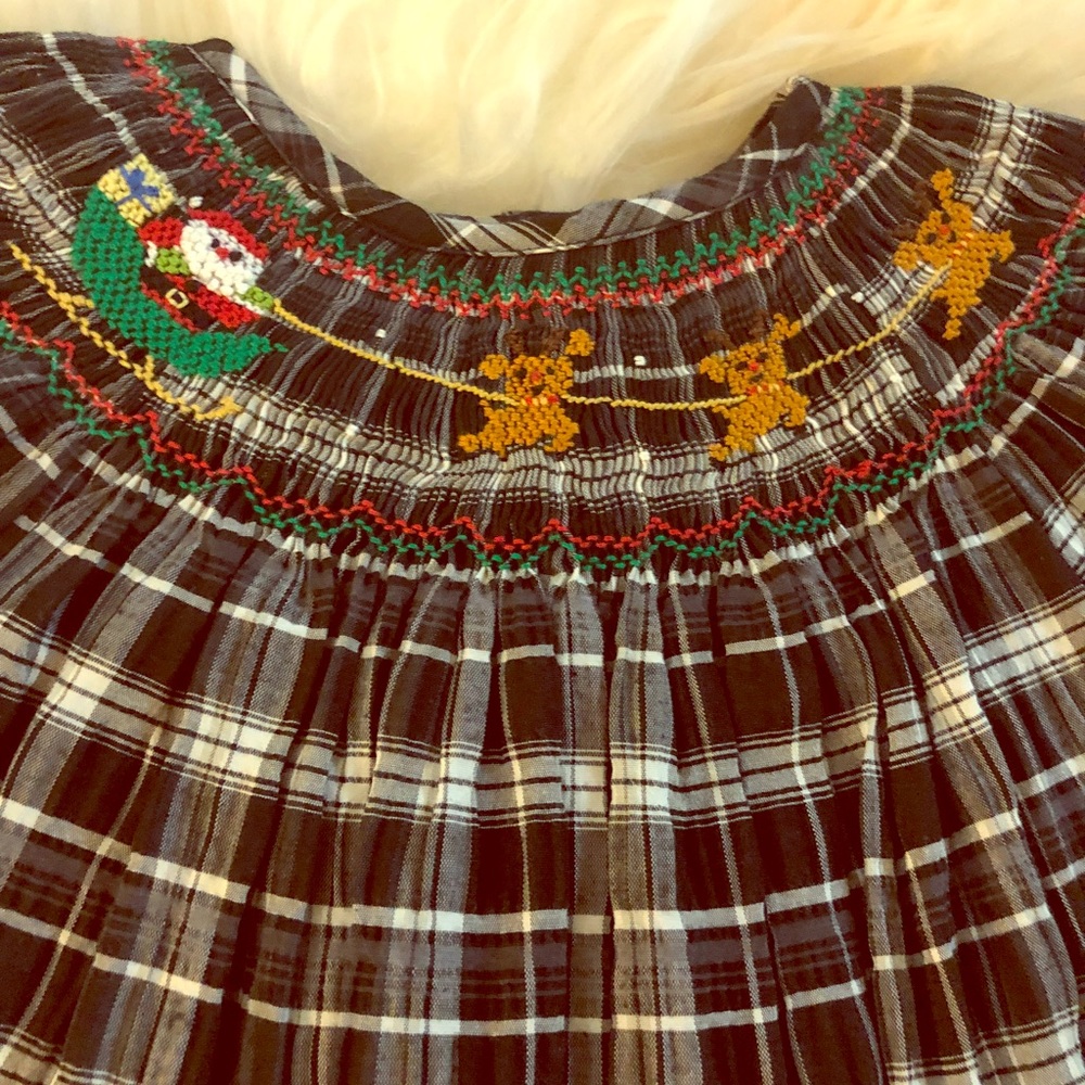 Classy couture smock Christmas dress 4T plaid